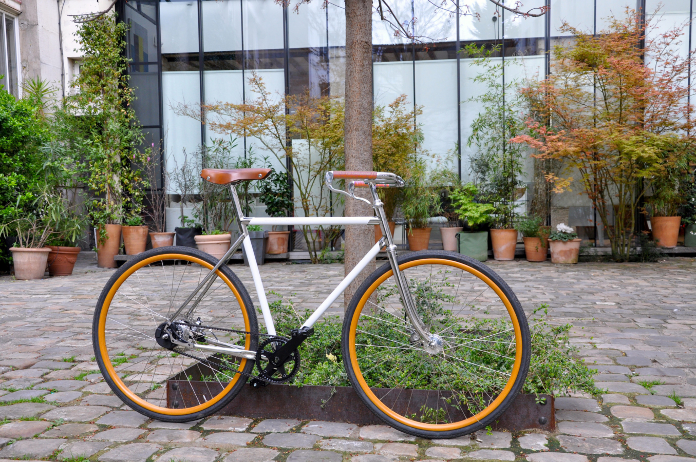 Porteur De France: Maison Tamboite Paris HENRI